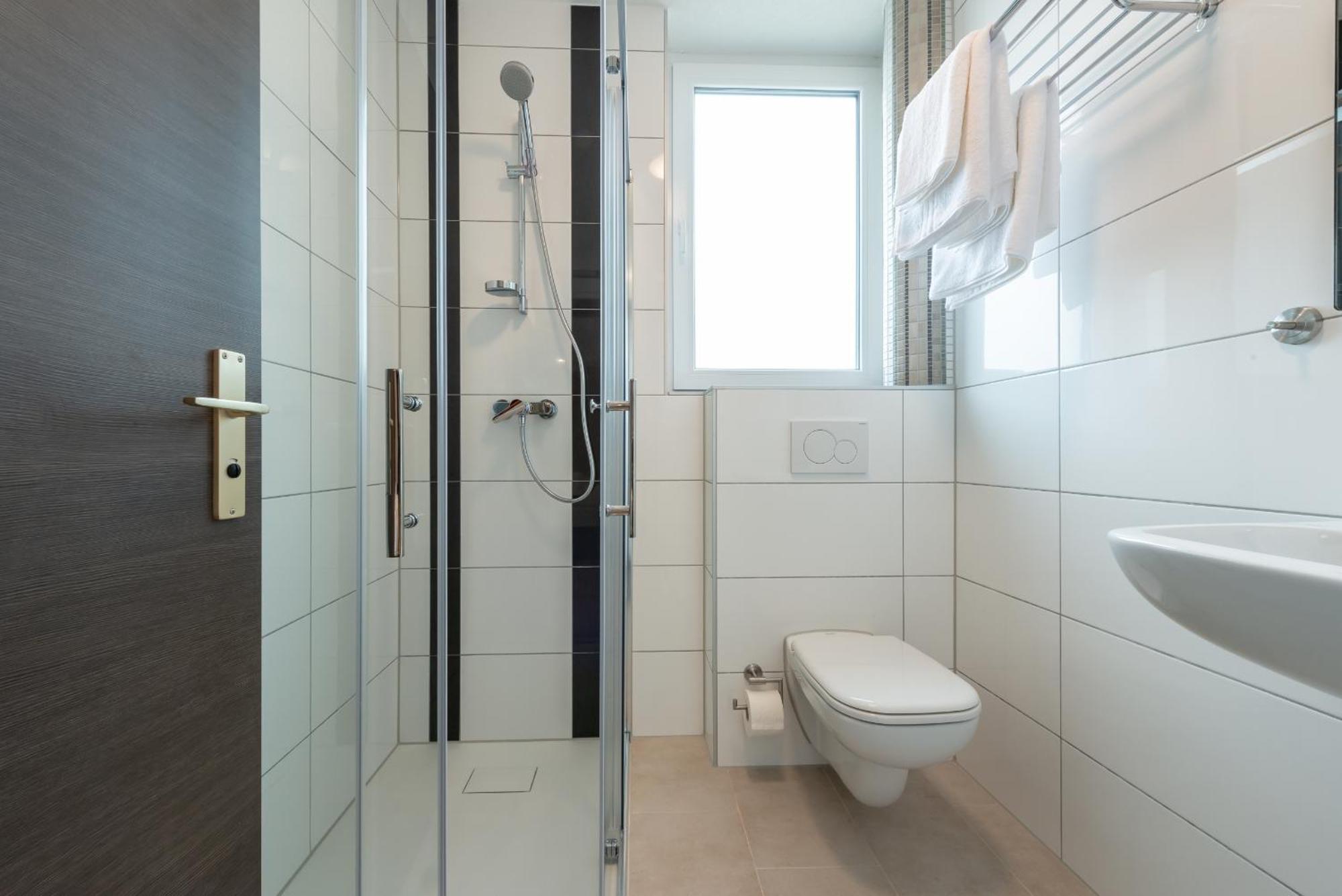 Hotel In Laisen ロイトリンゲン 部屋 写真