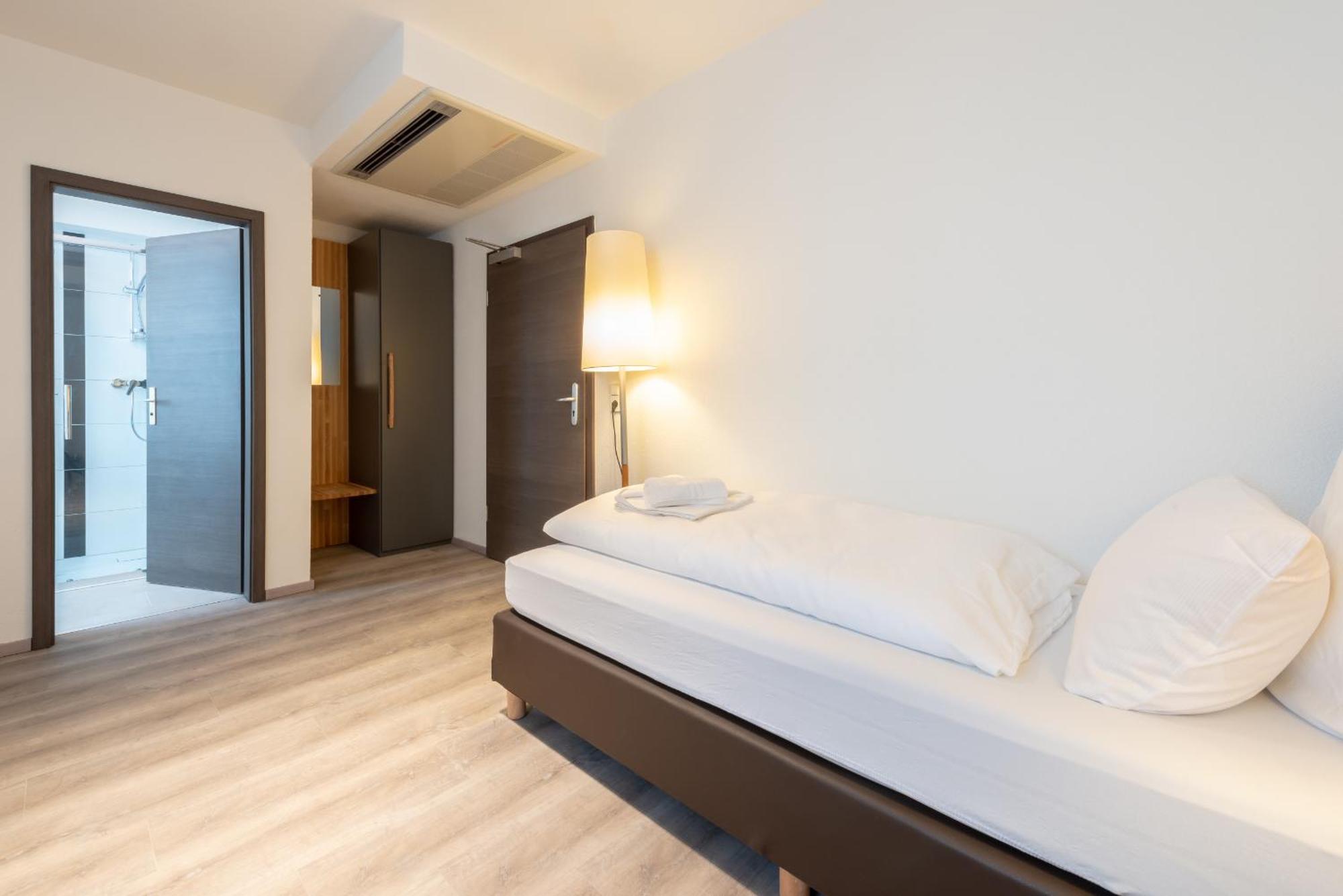 Hotel In Laisen ロイトリンゲン 部屋 写真