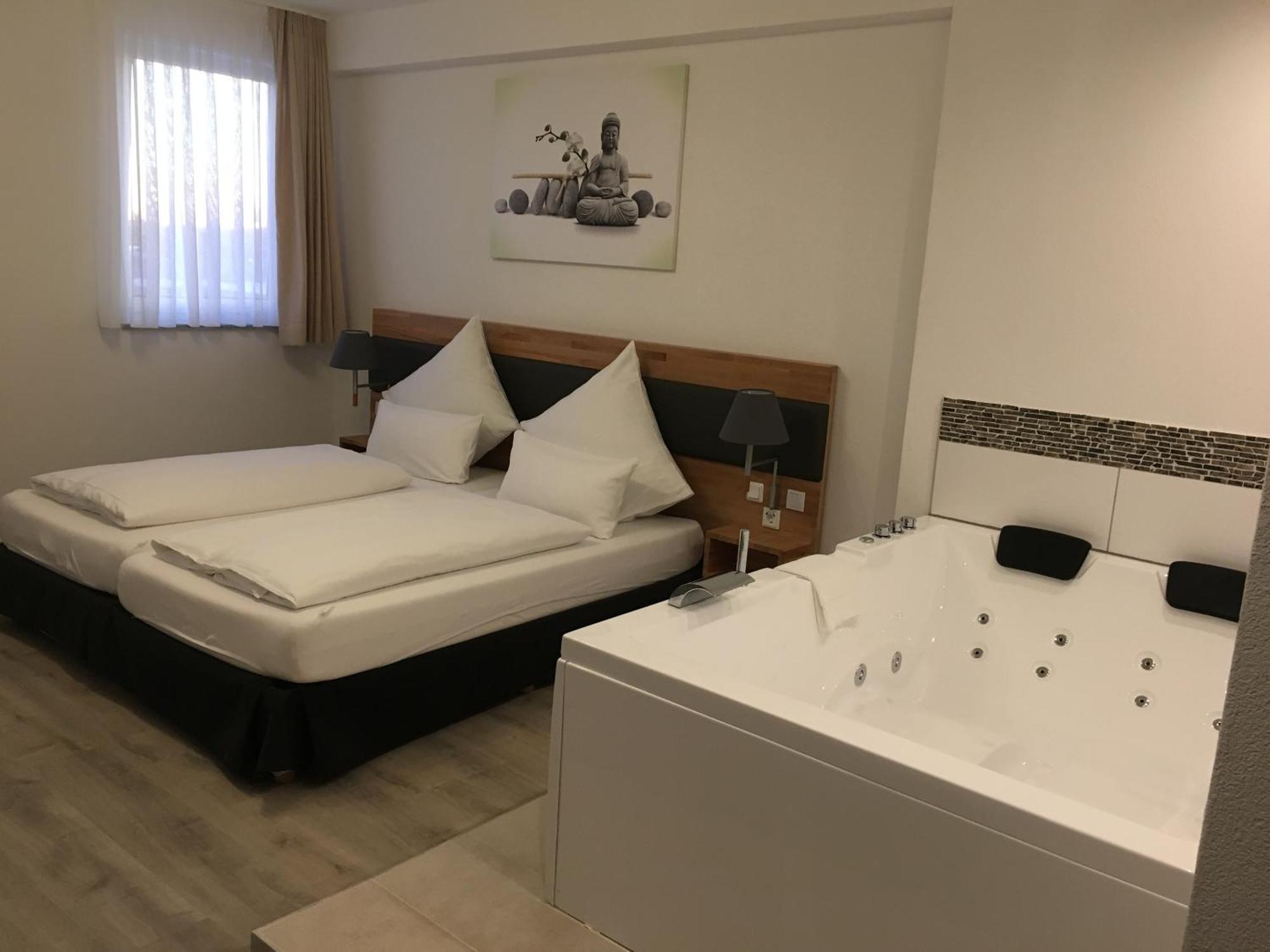 Hotel In Laisen ロイトリンゲン 部屋 写真